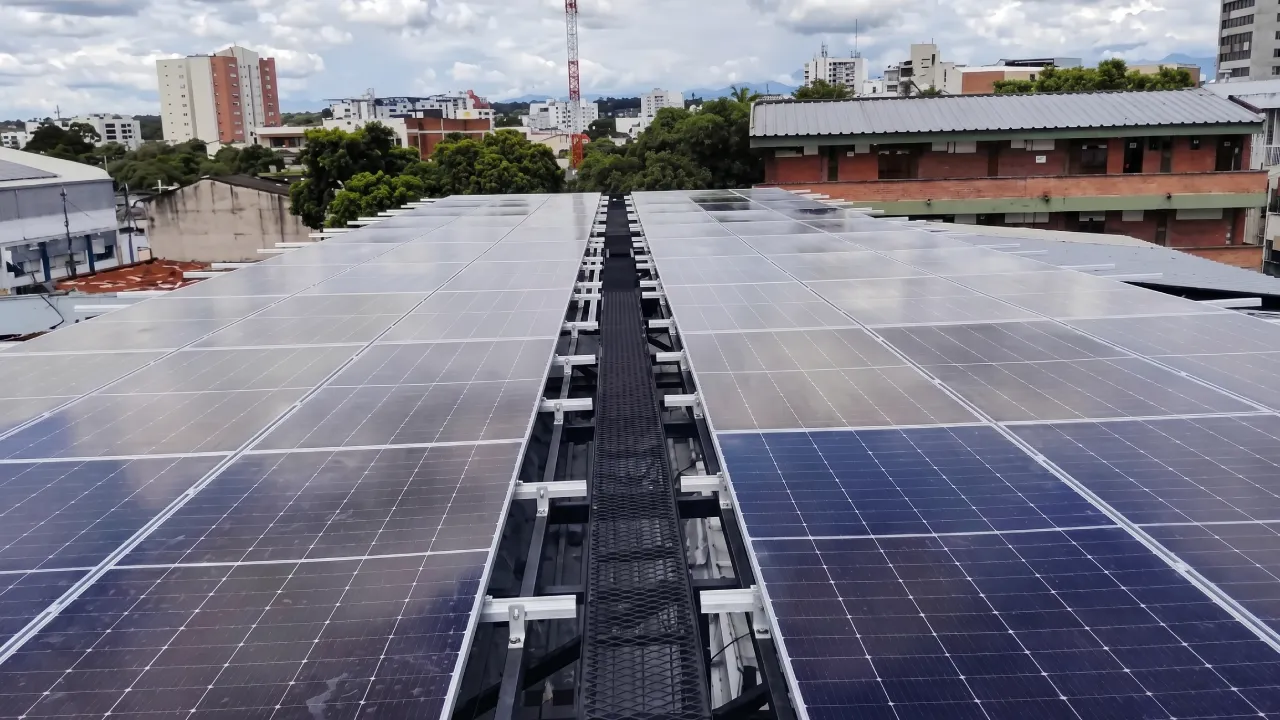 Licencia Ambiental Solar con Diseño Optimizado: Un Hito para la Energía Limpia en Colombia